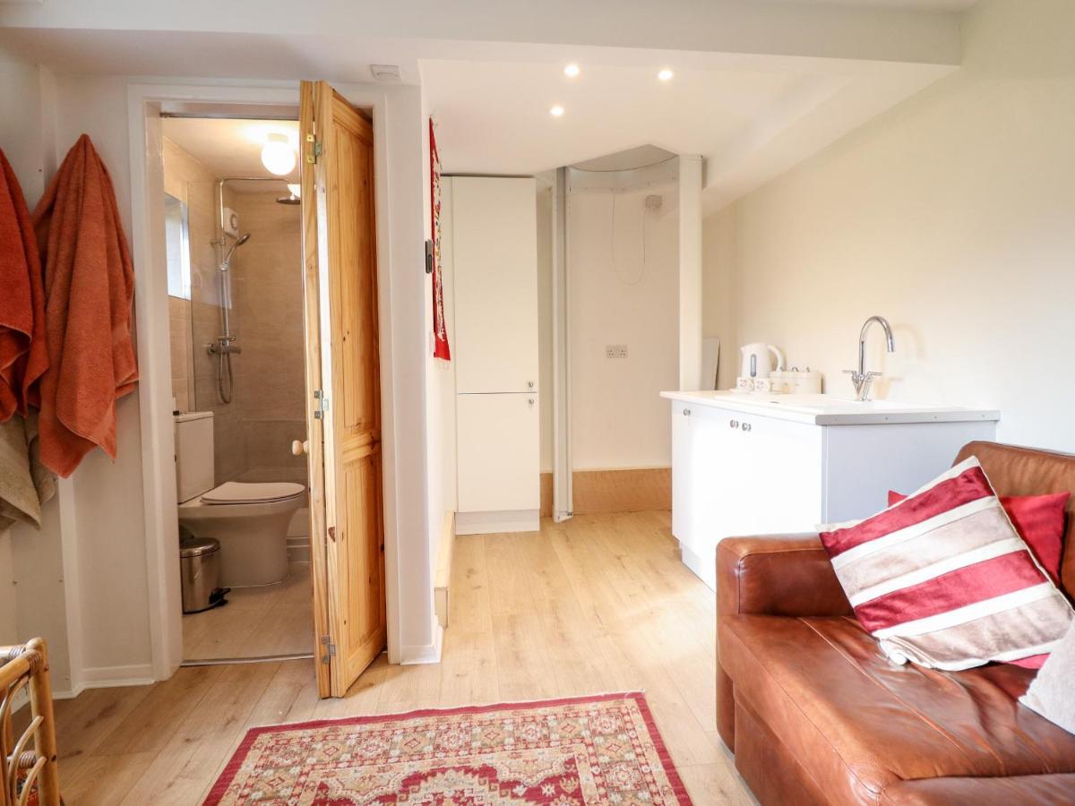 Westoe Hideaway Villa Llangollen Buitenkant foto